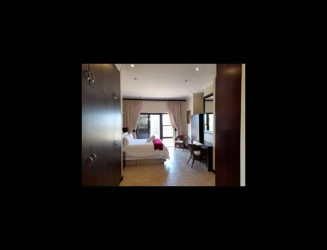 2 BEDROOM APARTMENT TO LET IN UMHLANGA CENTRAL
